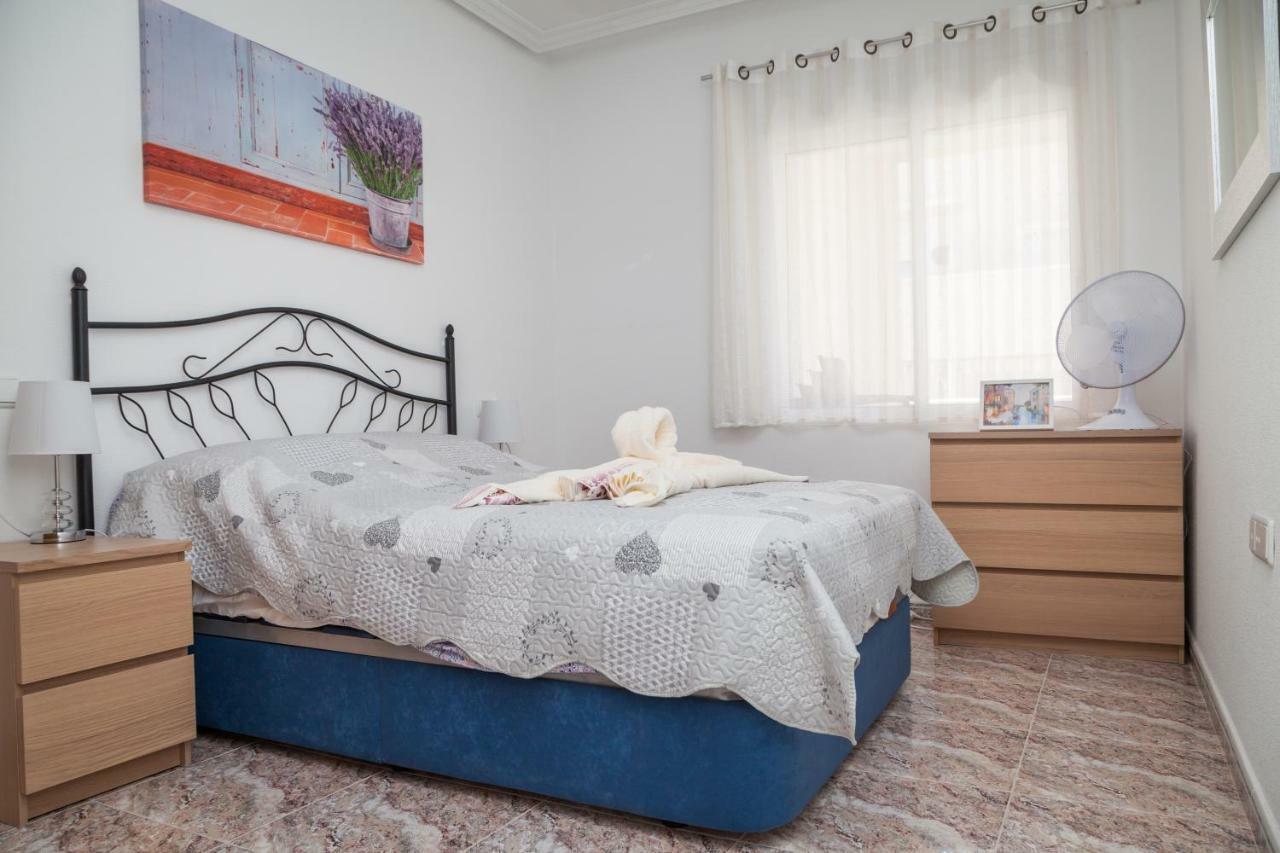 Apartment Solmar Torrevieja Exteriör bild