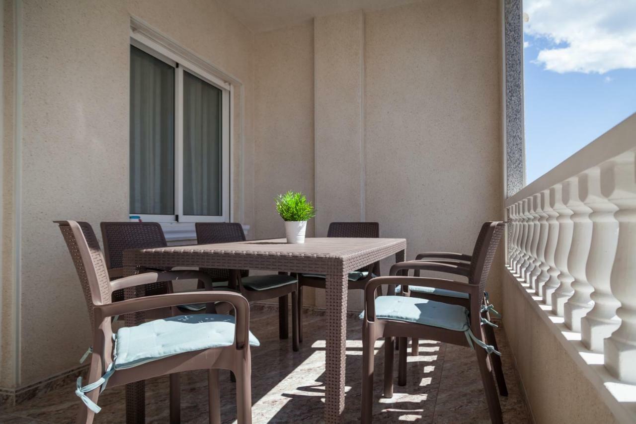 Apartment Solmar Torrevieja Exteriör bild